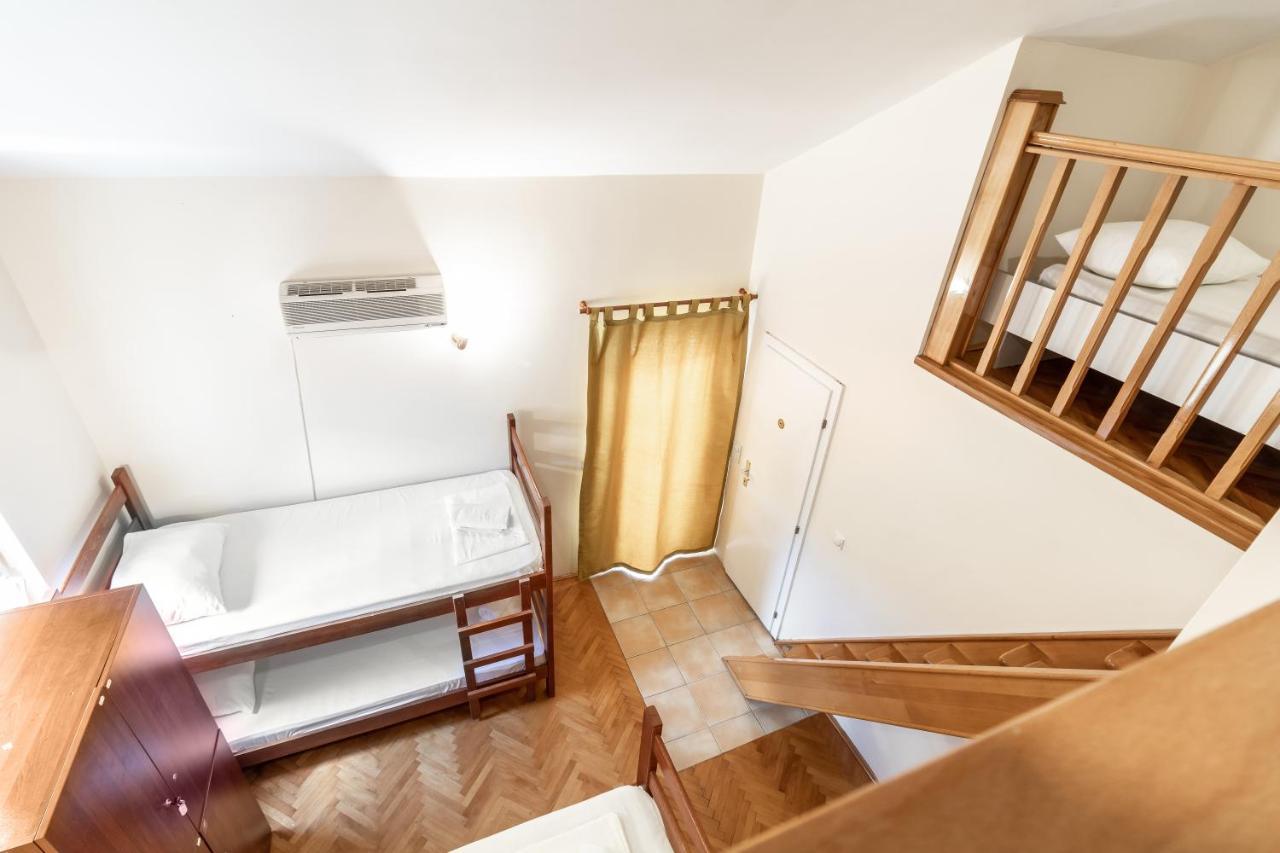 Hostel Budva *