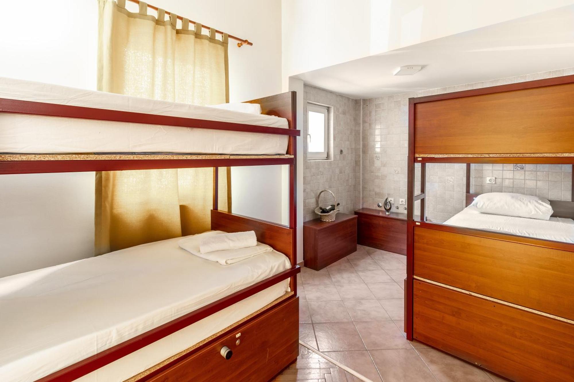 Hostel Budva