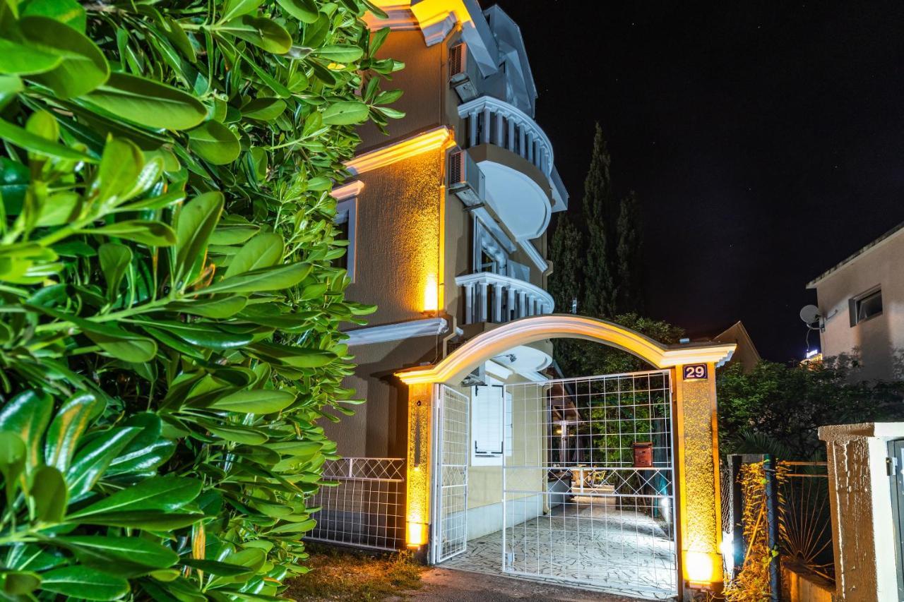Hostel Budva *