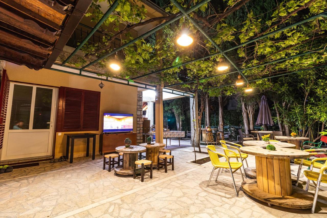 Hostel Budva 旅馆