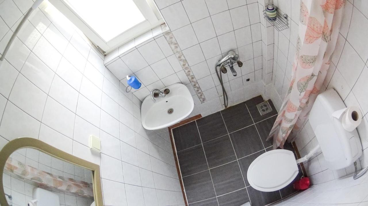 Hostel Budva 旅馆