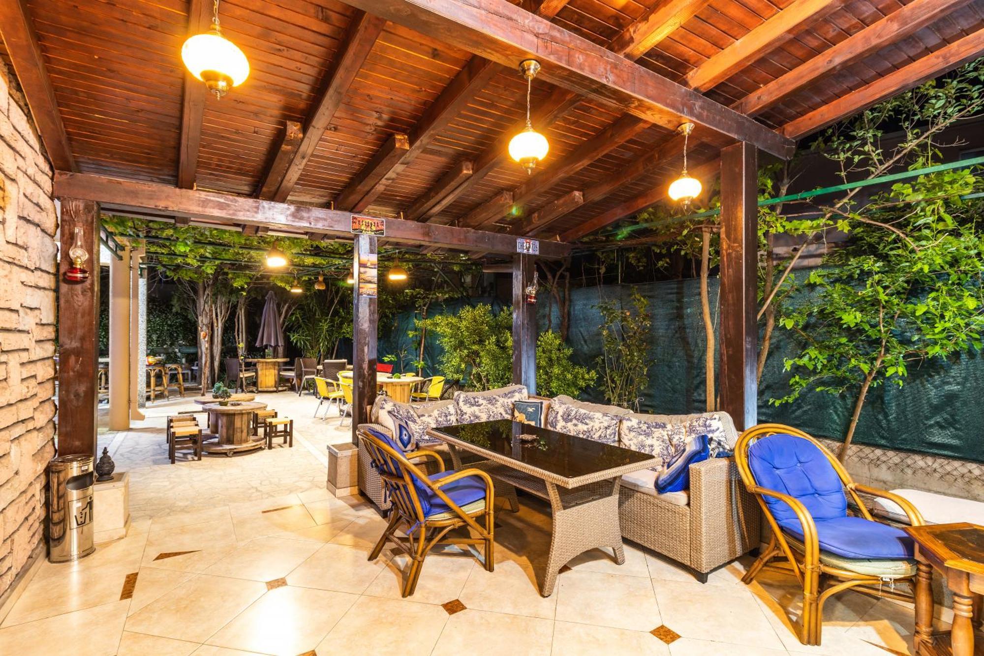 Hostel Budva 旅馆 布德瓦